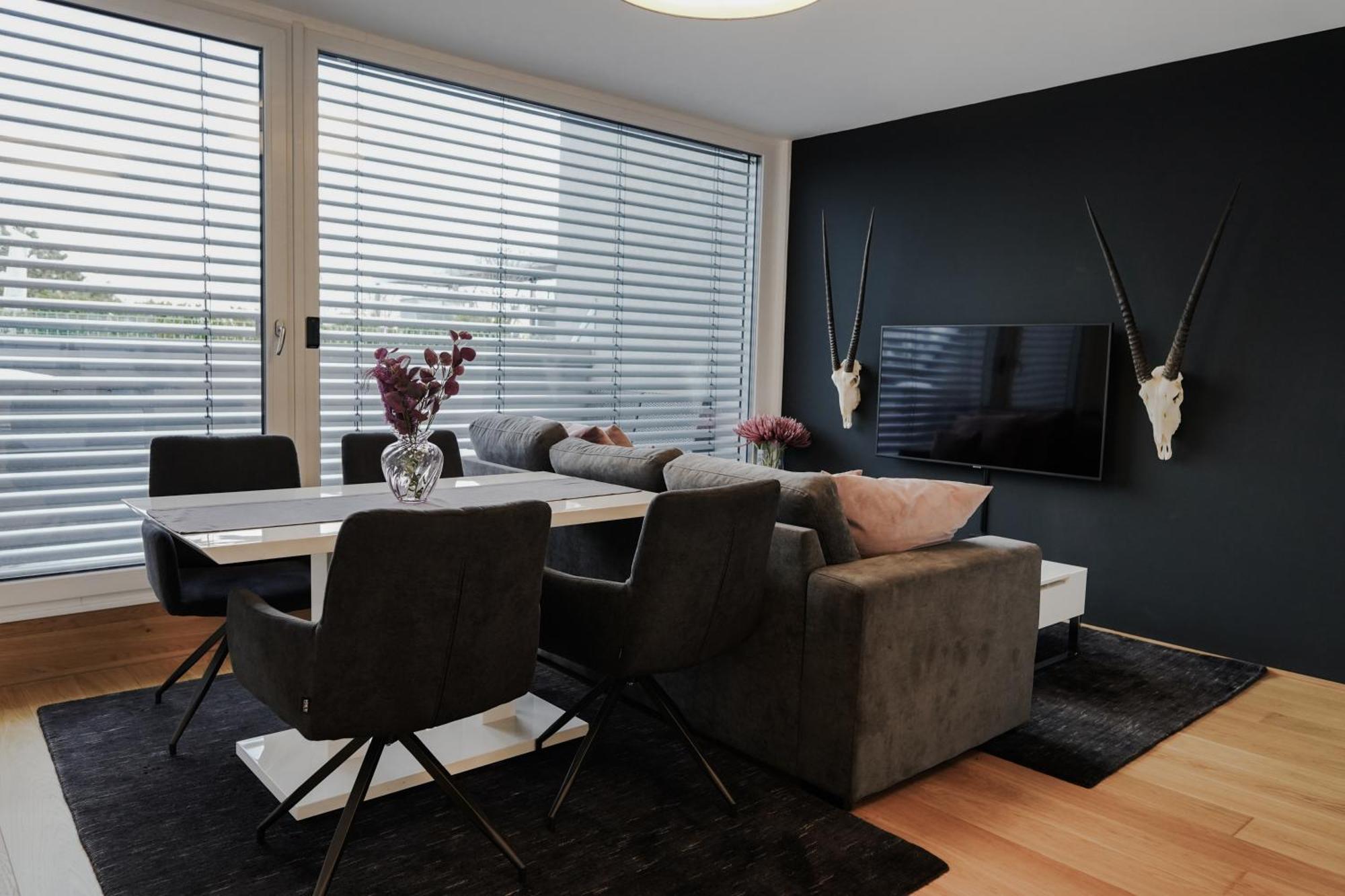וינה Modern Stylish Design Apartment With Free Parking Emily מראה חיצוני תמונה