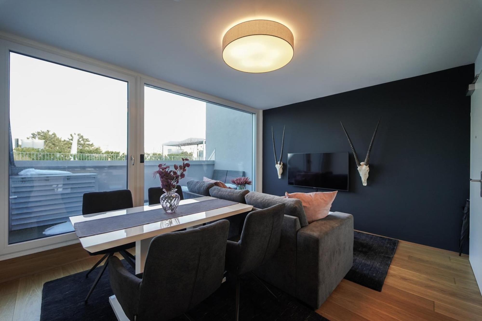 וינה Modern Stylish Design Apartment With Free Parking Emily מראה חיצוני תמונה