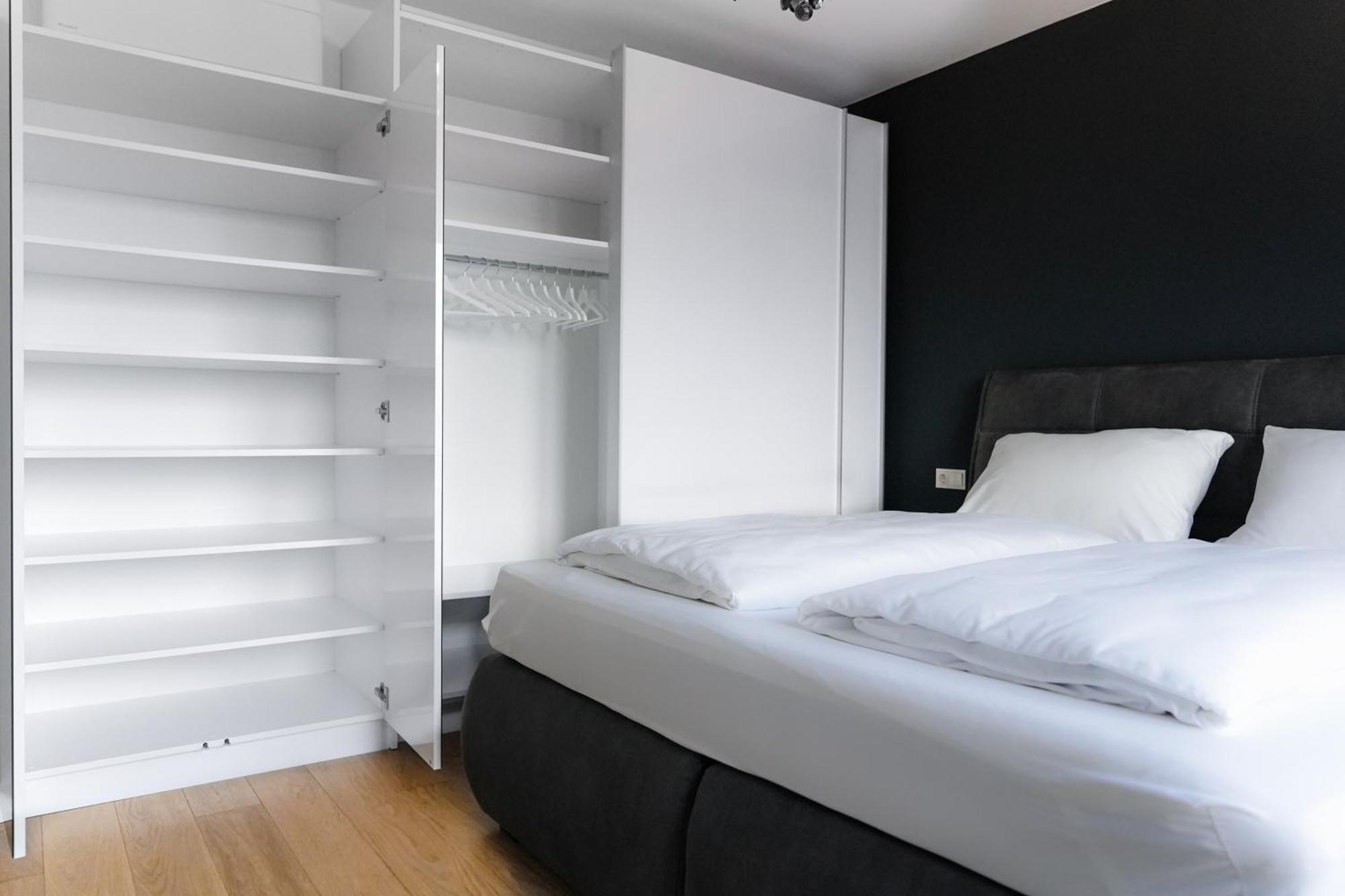 וינה Modern Stylish Design Apartment With Free Parking Emily מראה חיצוני תמונה